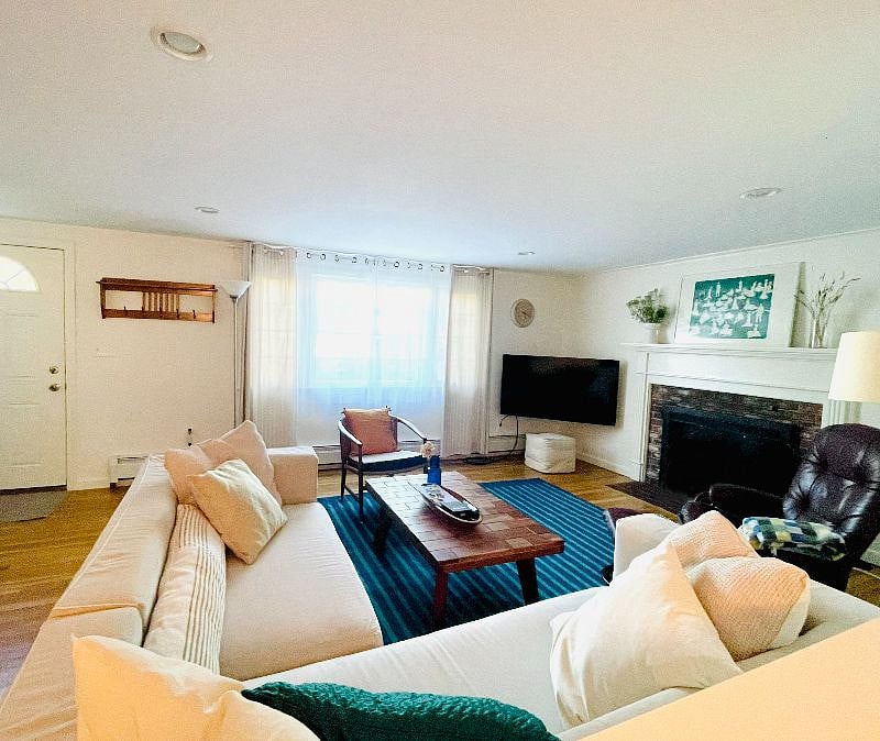Furnished Finder property 232231_1 photo 3