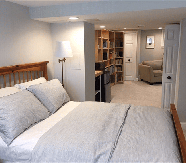 Bedroom - natural and ceiling light