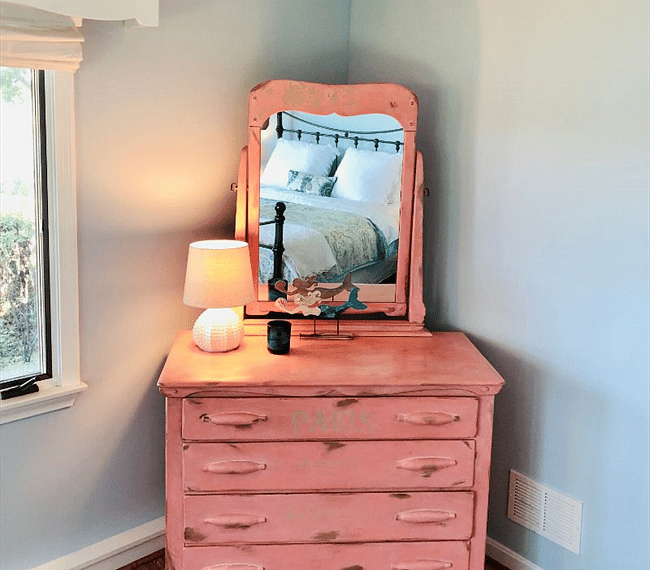 Bedroom #1 bureau