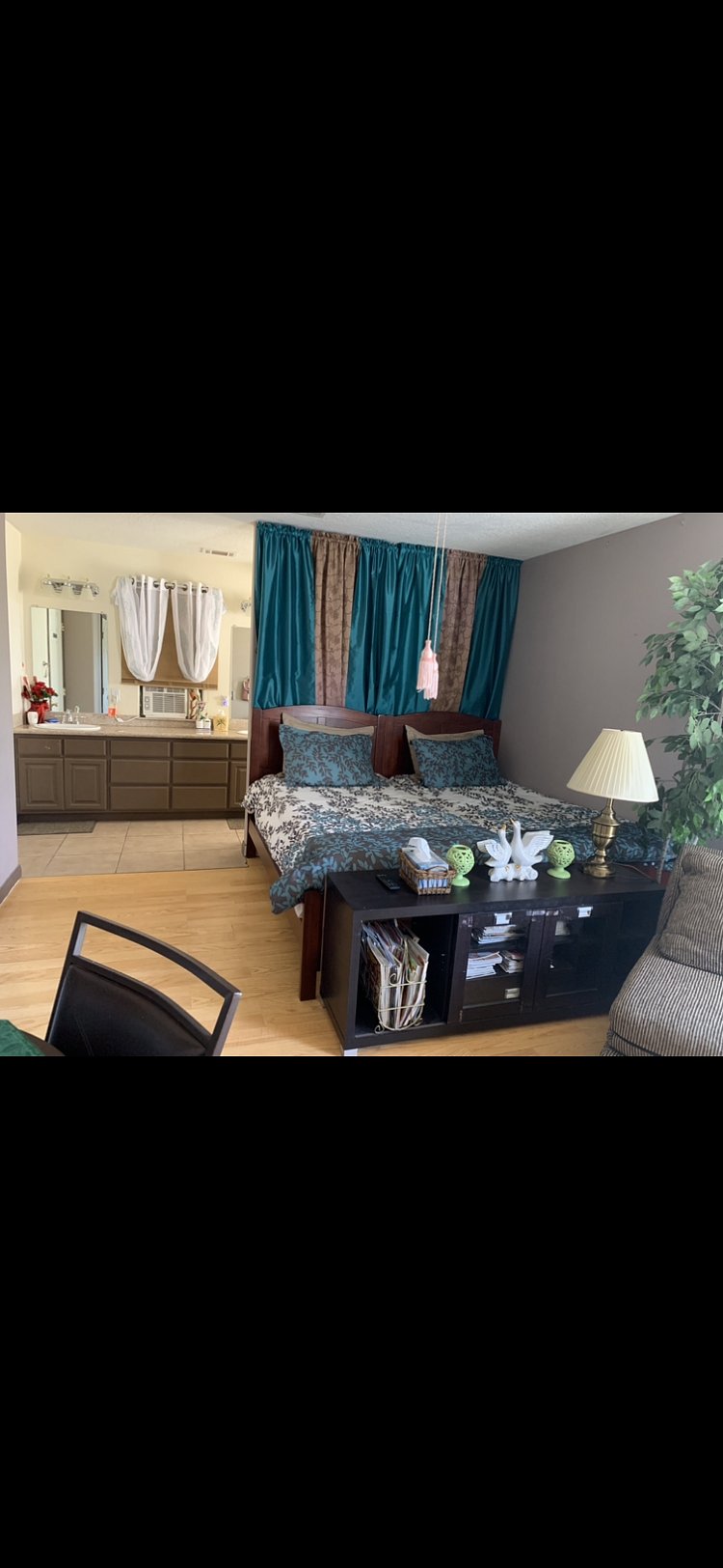 Two beds next to each other to have more comfortable rest and sleep.
