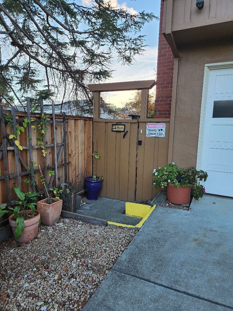Furnished Finder property 233072_1 photo 9