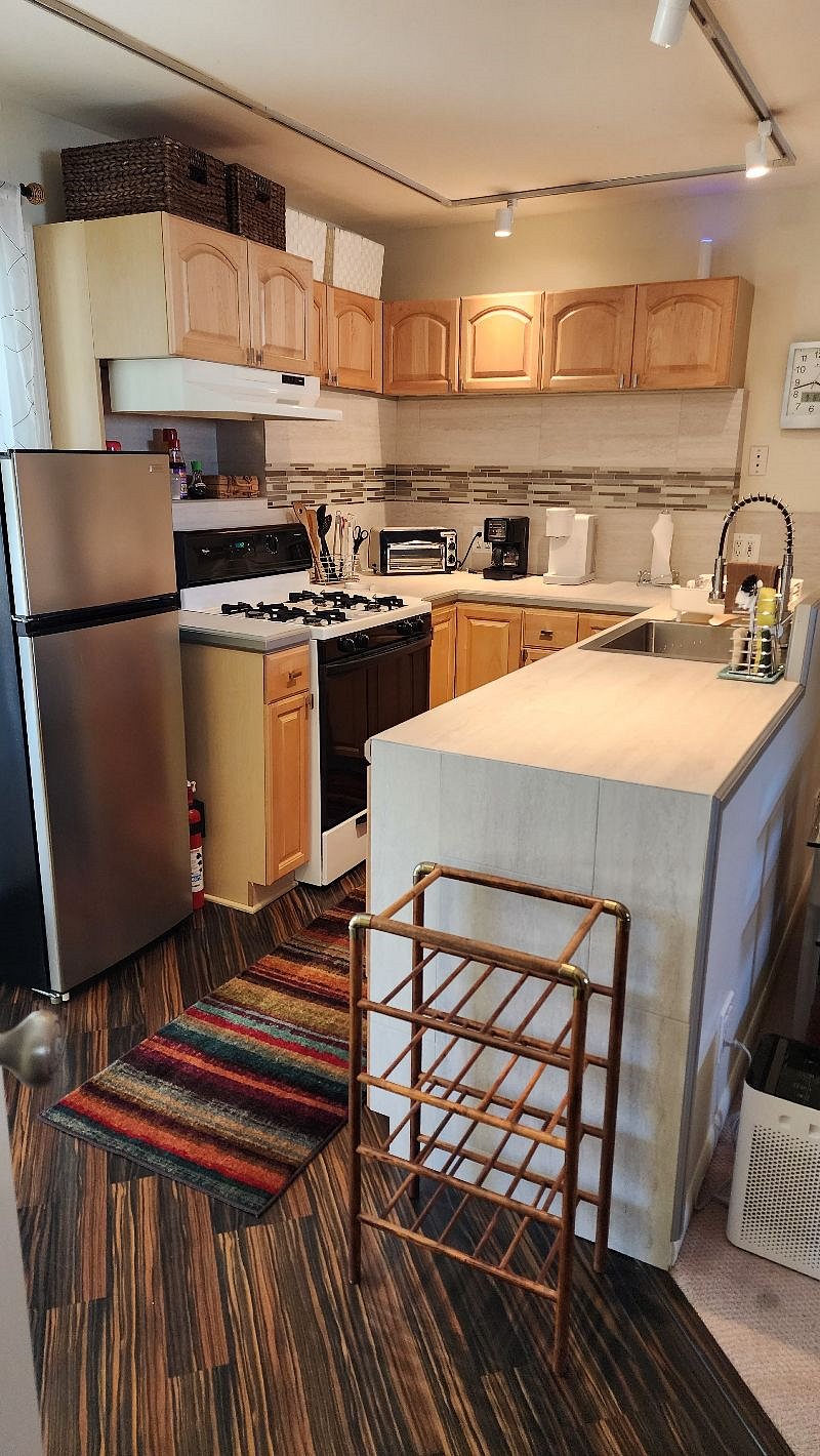 Furnished Finder property 233072_1 photo 2