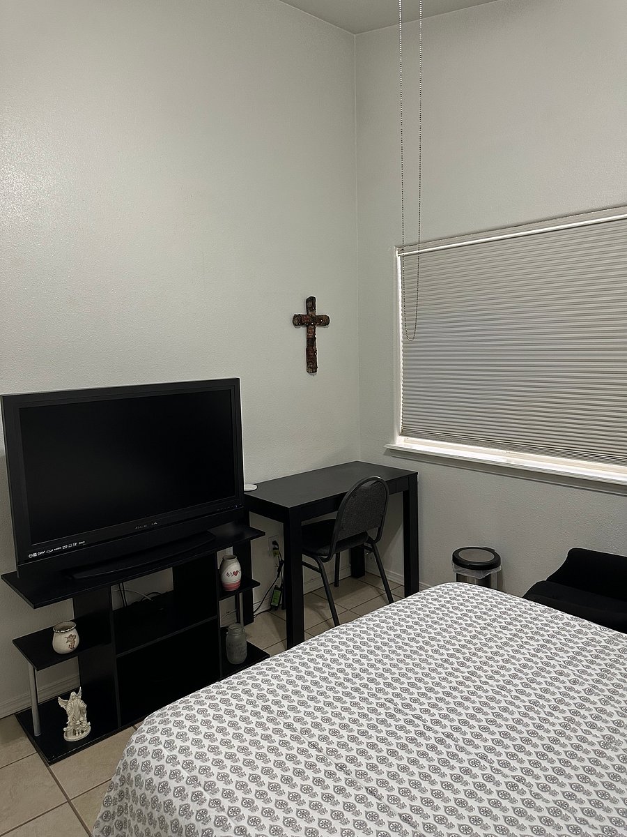 Furnished Finder property 233358_1 photo 3