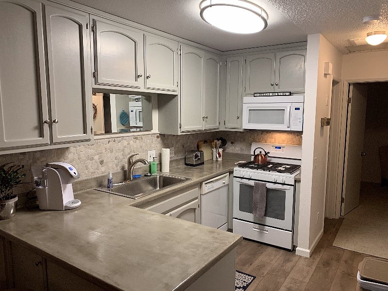 Unit C kitchen