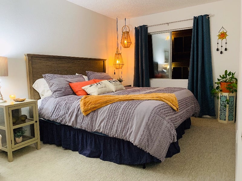 Unit C King bed #1 has small walk in closet. 