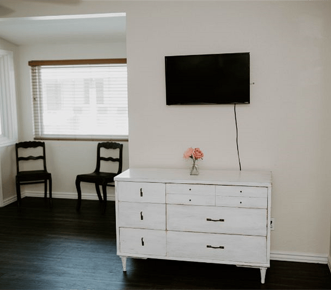bedroom dresser and tv 