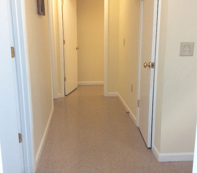 Hallway bet. bath rm and the den/study rm