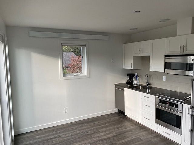 Furnished Finder property 233830_4 photo 10