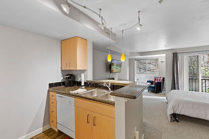 Furnished Finder property 233929_1 photo 13
