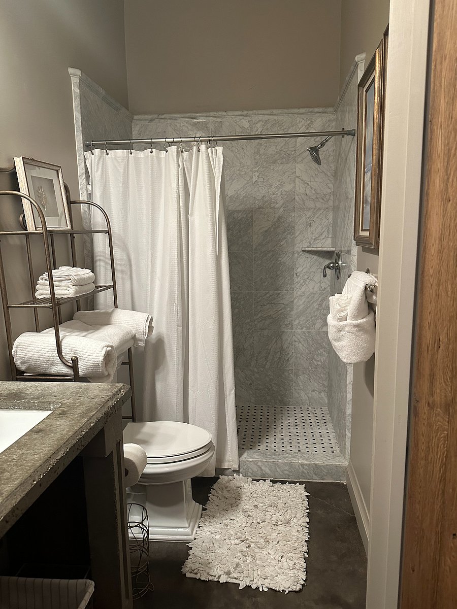 Furnished Finder property 233990_1 photo 29