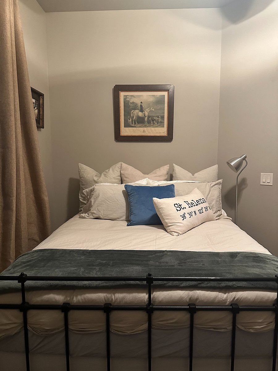 Furnished Finder property 233990_1 photo 24