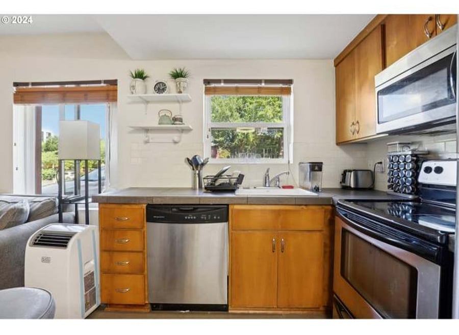Furnished Finder property 234142_1 photo 16