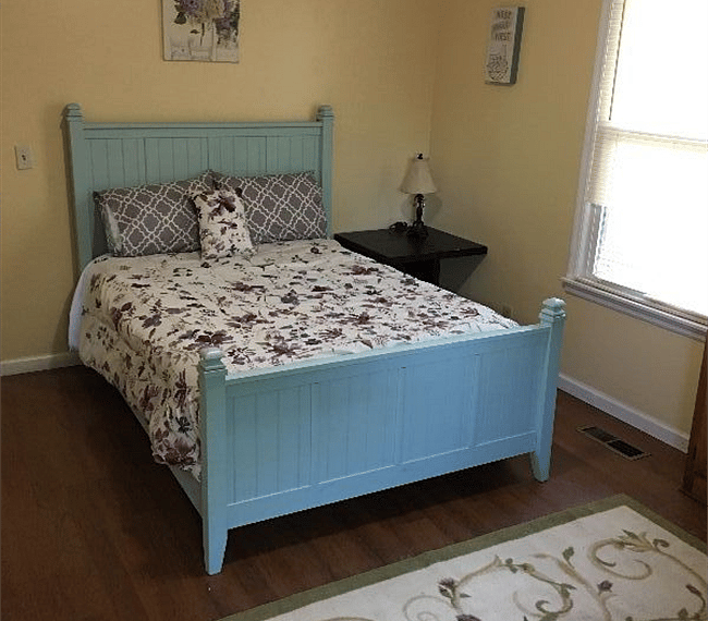 Cozy bedroom #2 Full size bed