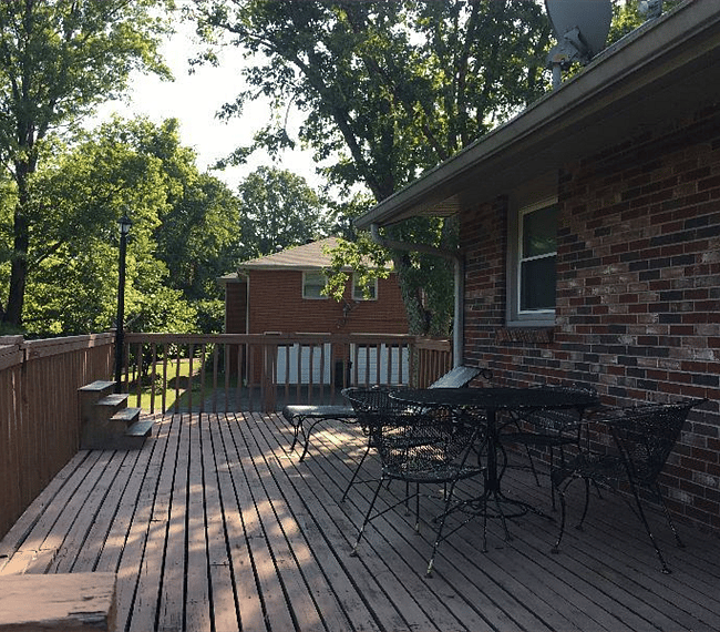 Large Back Deck