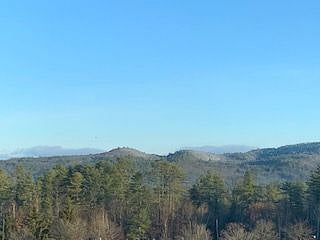 Surrounding hills of Quechee