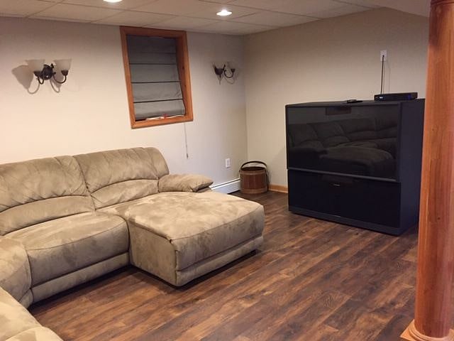 Large Family Room, power recliners, power lounger, enjoy cable or movies or a game of chess
