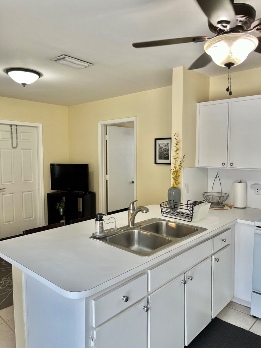 Furnished Finder property 235289_2 photo 5