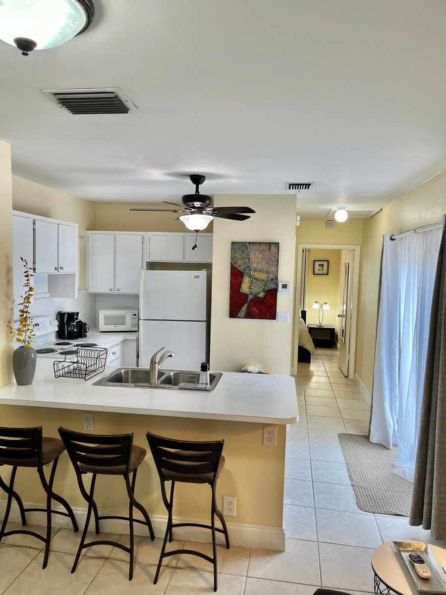 Furnished Finder property 235289_2 photo 6