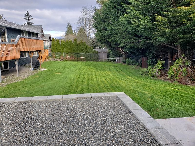 HUGE yard