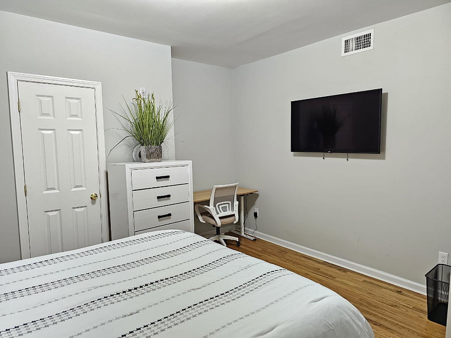 Furnished Finder property 235830_2 photo 4
