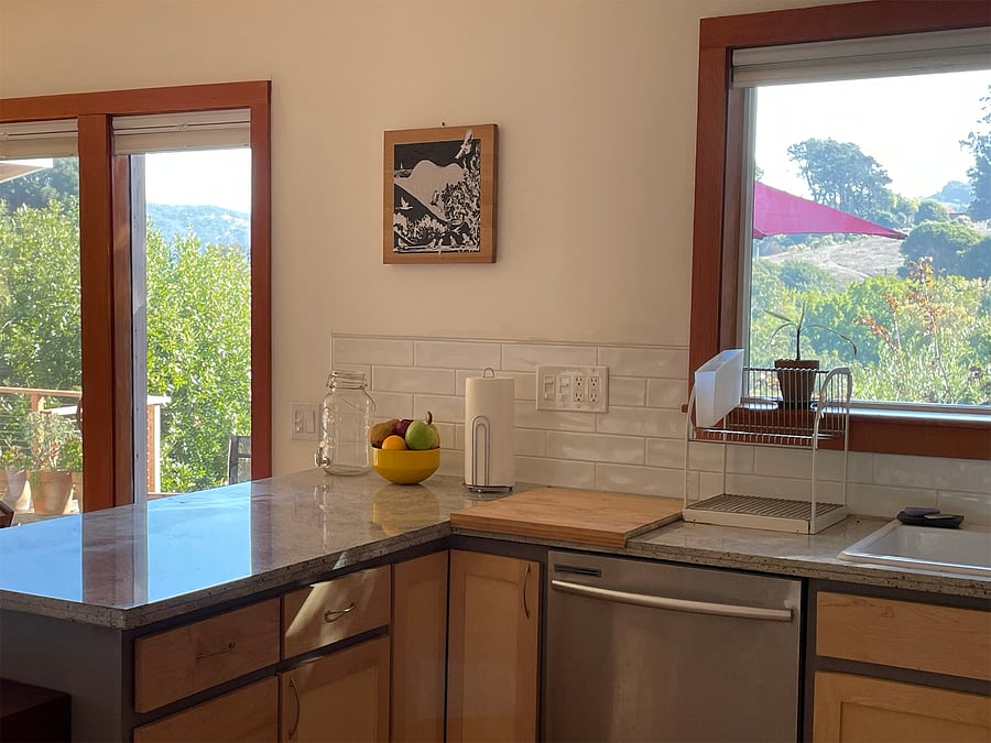 Furnished Finder property 235919_1 photo 7