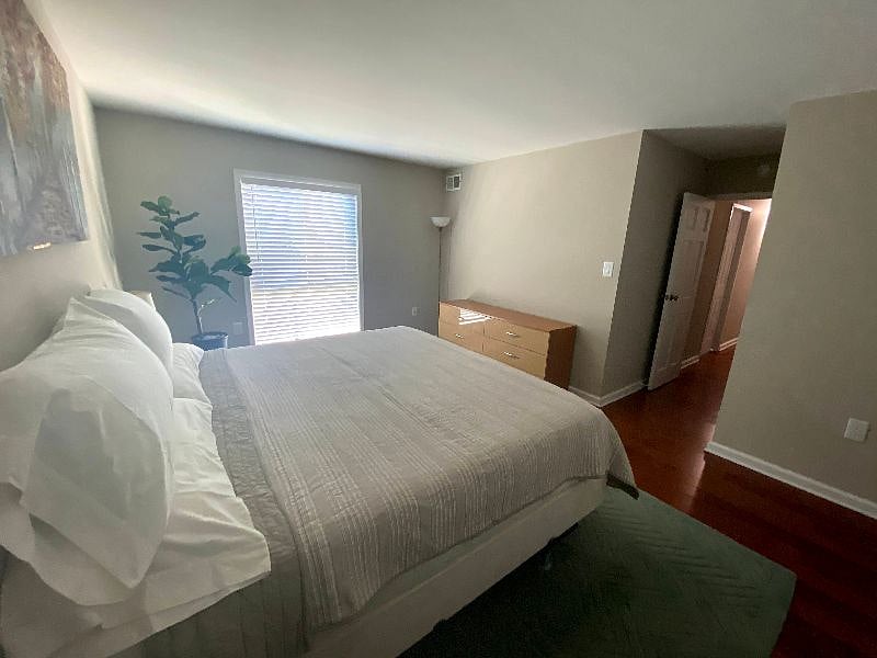 Furnished Finder property 236021_1 photo 24