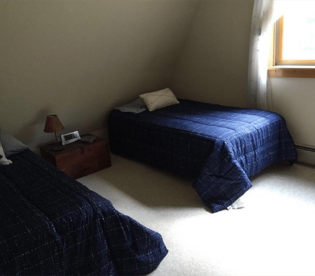 Spare Bedroom 2 - Twin Beds w/Trundle Bed