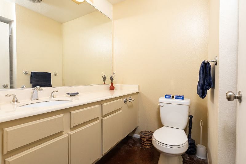 Furnished Finder property 236118_1 photo 8