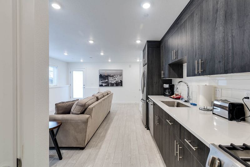 Furnished Finder property 236121_1 photo 10