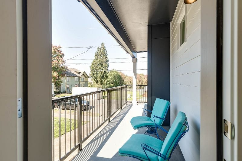 Furnished Finder property 236121_2 photo 20