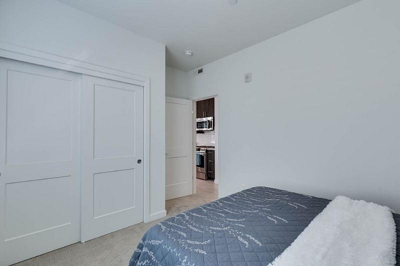 Furnished Finder property 236121_2 photo 14