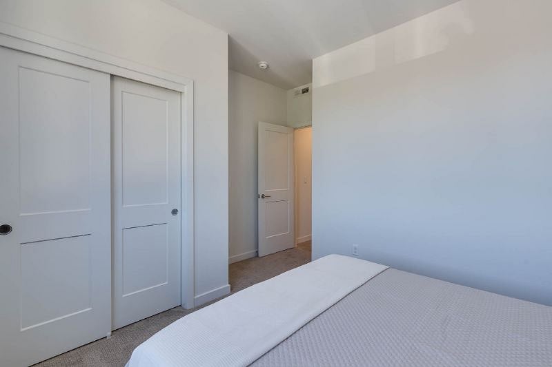 Furnished Finder property 236121_2 photo 17