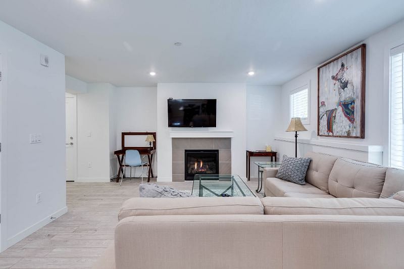 Furnished Finder property 236121_3 photo 7