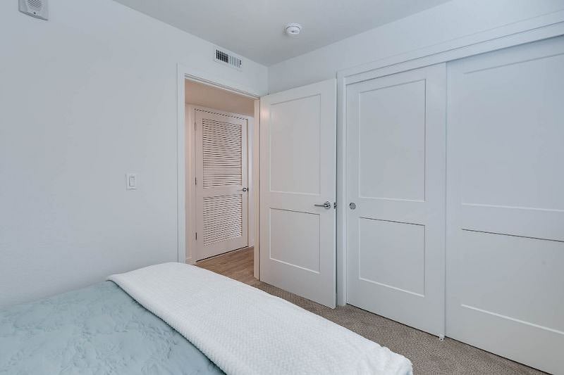 Furnished Finder property 236121_4 photo 15