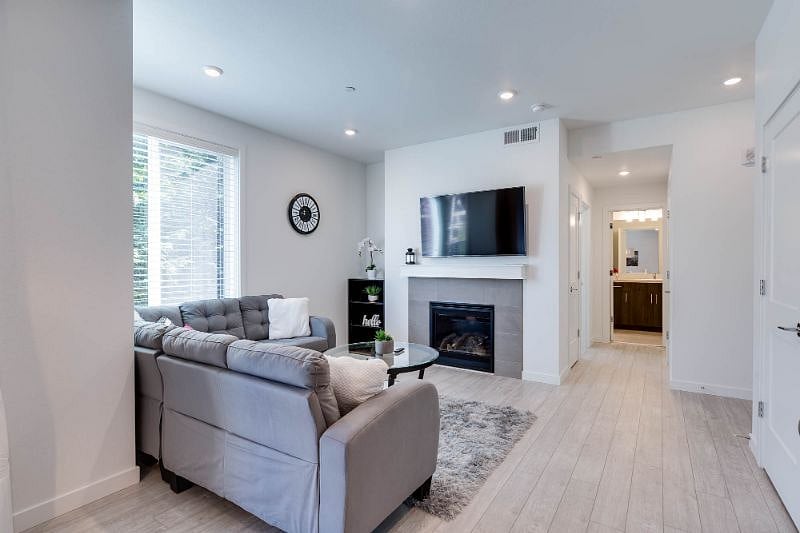 Furnished Finder property 236121_5 photo 5