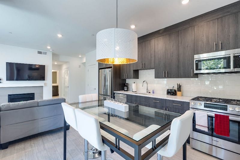 Furnished Finder property 236121_5 photo 13