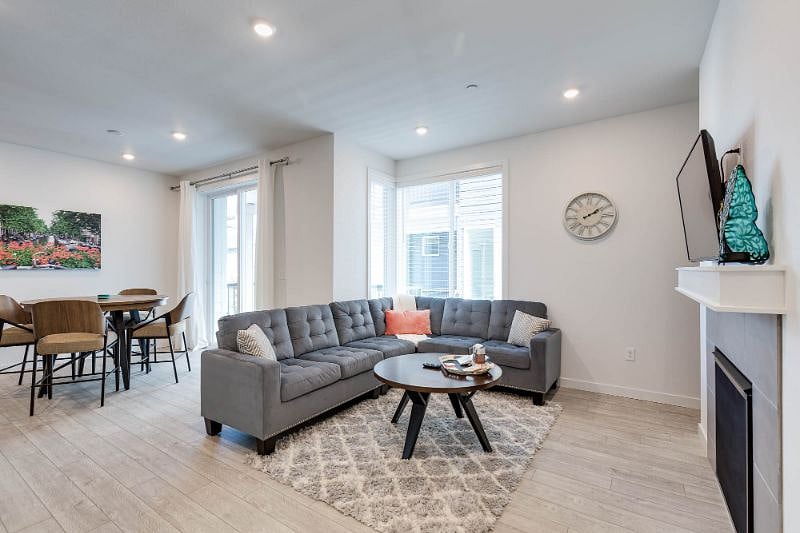 Furnished Finder property 236121_7 photo 5