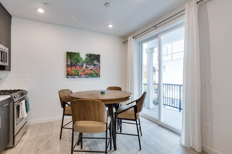 Furnished Finder property 236121_7 photo 7