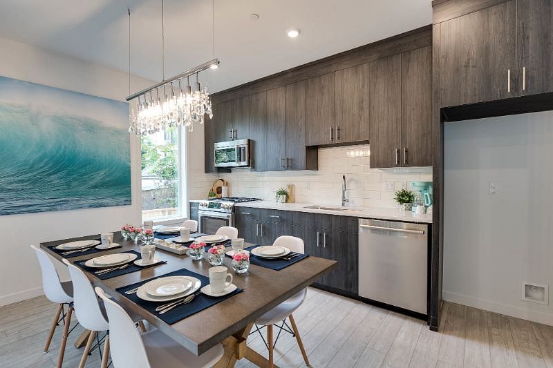 Furnished Finder property 236121_8 photo 15