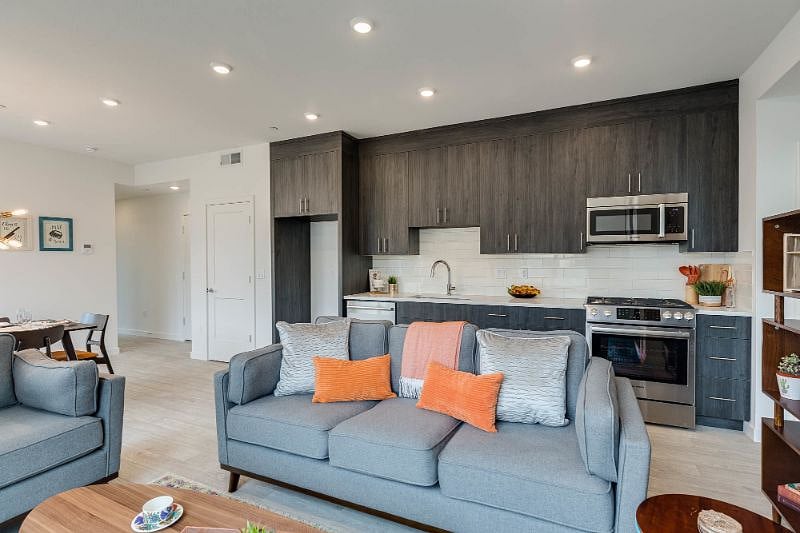 Furnished Finder property 236121_9 photo 10