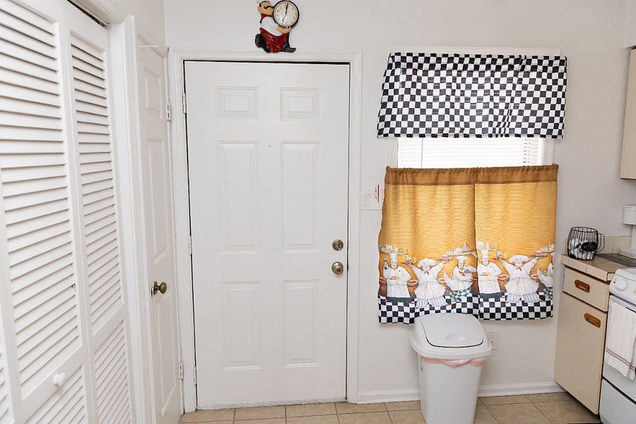 Furnished Finder property 236187_1 photo 11