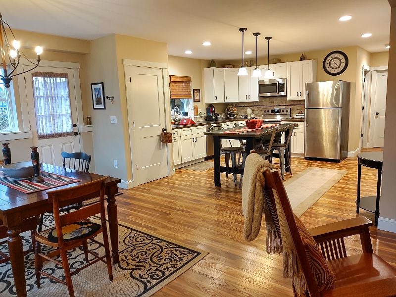 Furnished Finder property 236268_1 photo 4