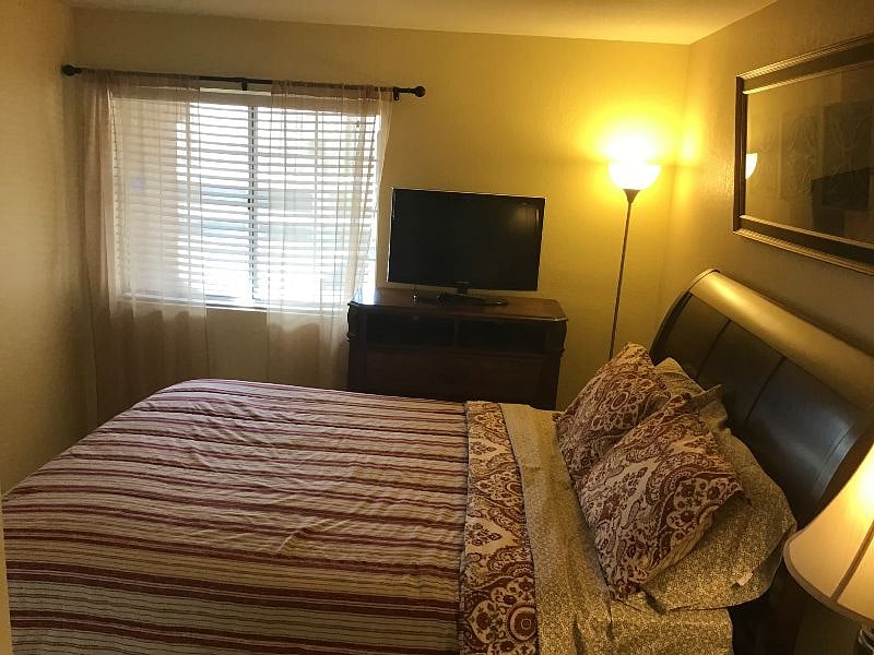 Furnished Finder property 236310_1 photo 9