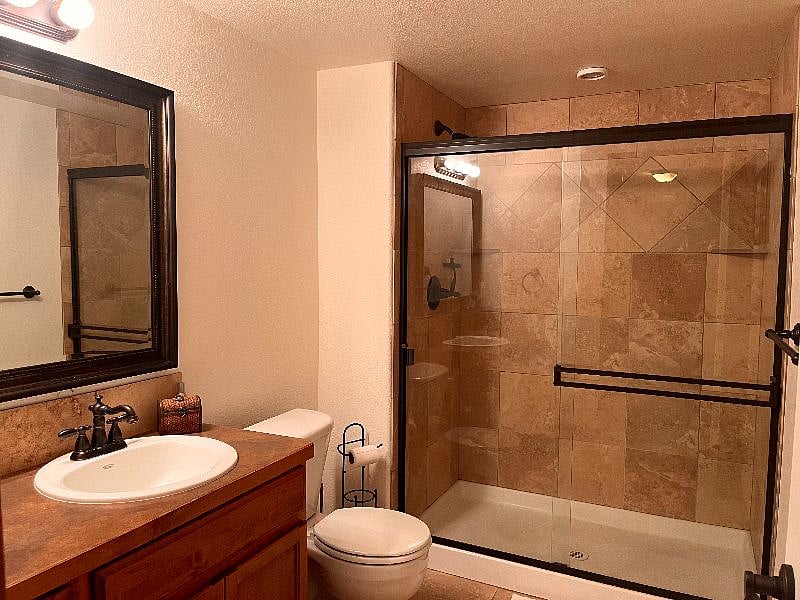Lower level bath