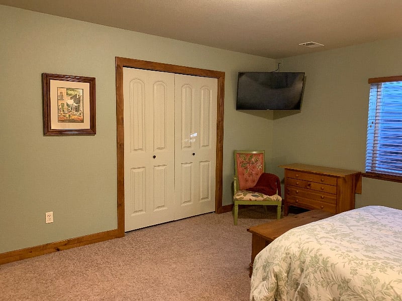 Extra large bedroom