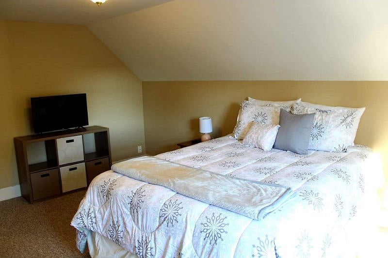 Furnished Finder property 237000_1 photo 8