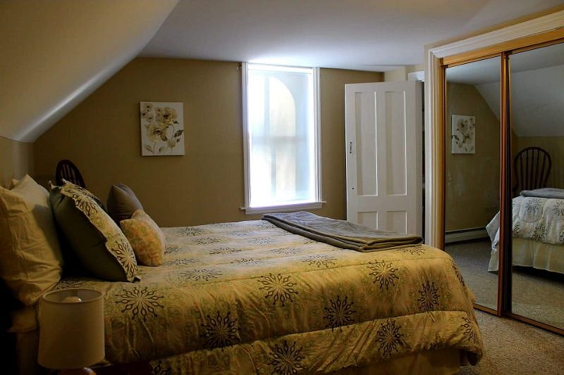 Furnished Finder property 237000_1 photo 11