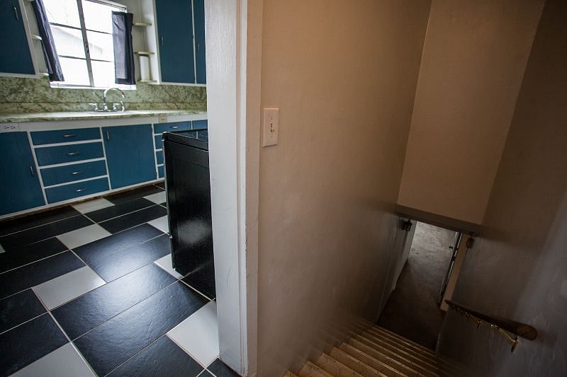 Kitchen and backdoor entry, garden level stairway.