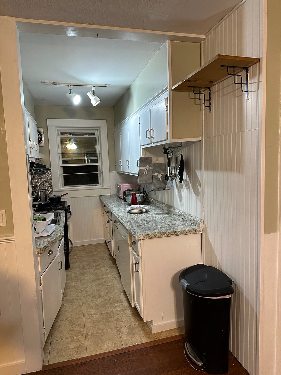 Furnished Finder property 237100_1 photo 9