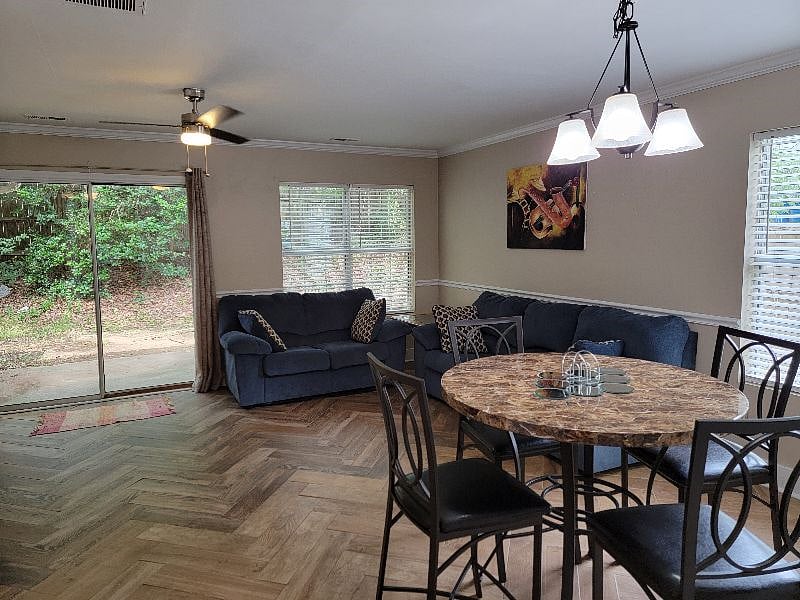 Furnished Finder property 237260_1 photo 12
